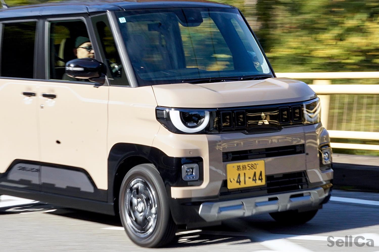 まさか、革じゃなかったとは!?　開発者の話に衝撃連発！　新型「三菱 デリカミニ」試乗記