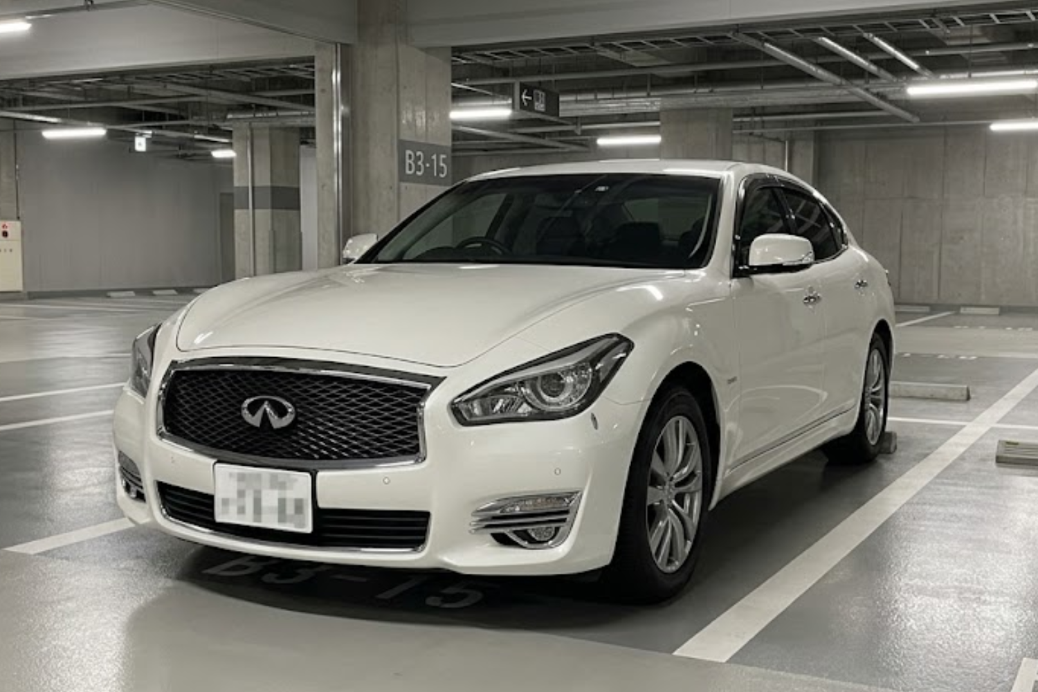 【2026年最新】日産 フーガの燃費と維持費を徹底解説｜実燃費やライバル比較、中古車選びのポイント