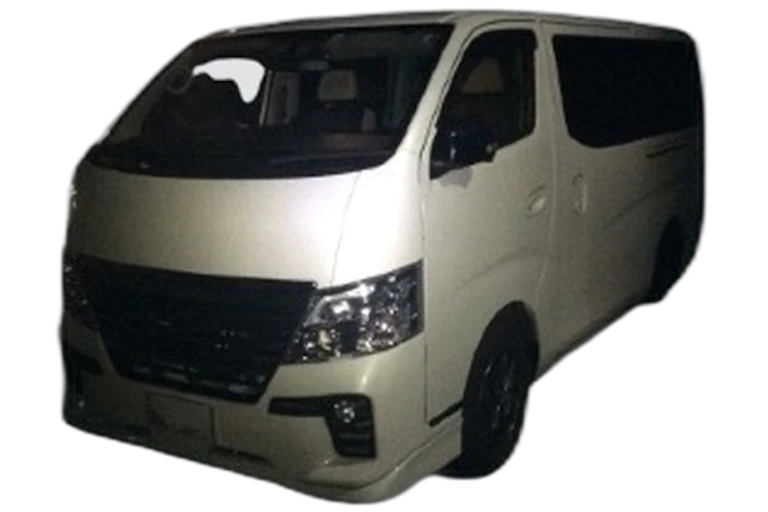 日産 NV350キャラバンワゴンの車種サムネイル画像