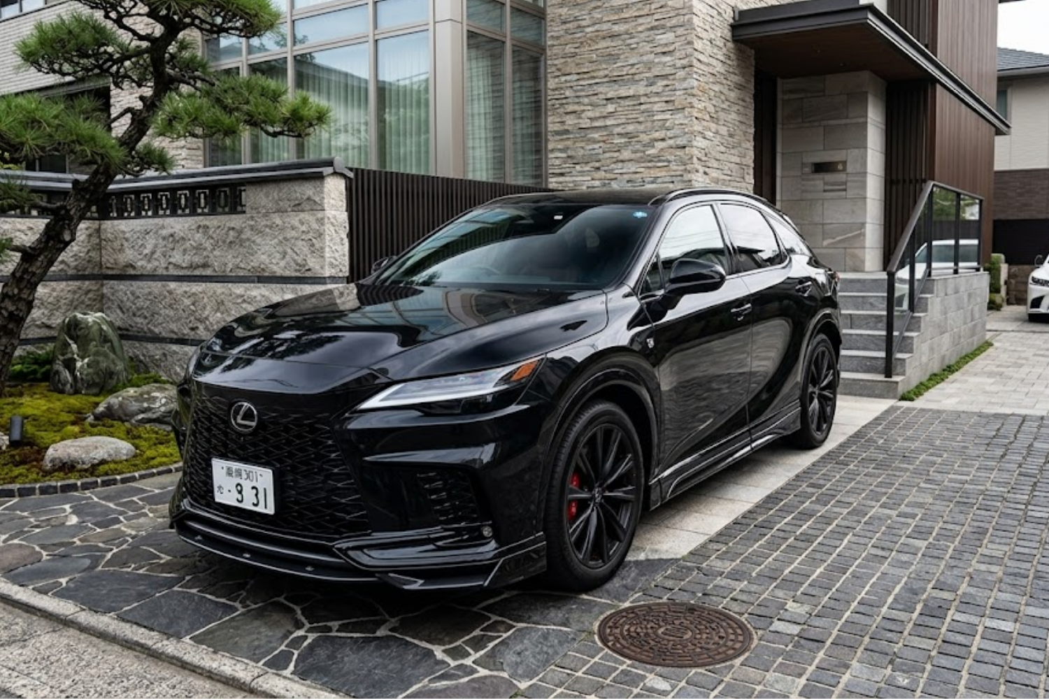レクサスRXの維持費はいくら？年間・月間の維持費シミュレーションと損をしないための節税・節約術を徹底解説
