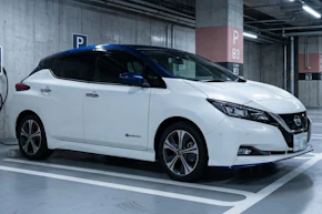 日産リーフの税金はいくら?自動車税29,500円が6,500円になる仕組みと減税・免税を徹底解説