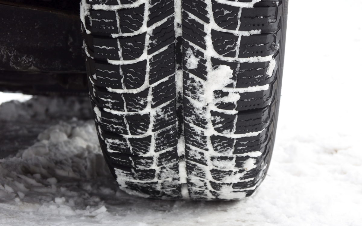 査定でプラスは期待しない方がいい？スタッドレスタイヤの賢い手放し方