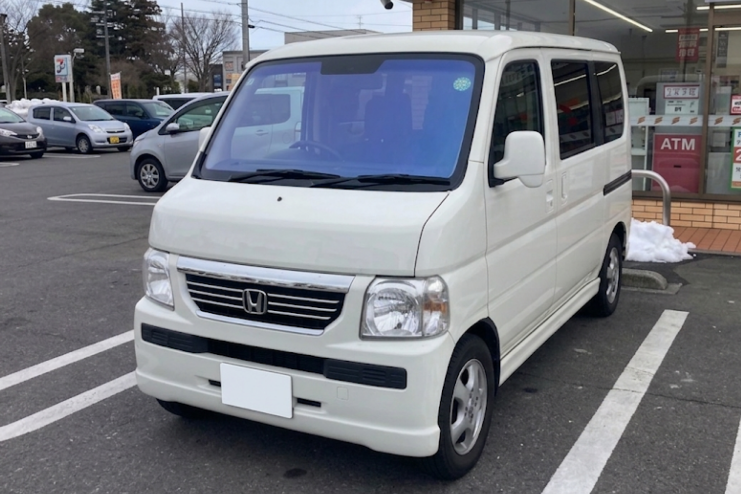 ホンダ バモスの燃費・ガソリン代を徹底調査!ライバル車との維持費比較も