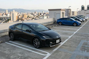 プリウス・アクア燃費比較！リセール率90%超の驚きの結果