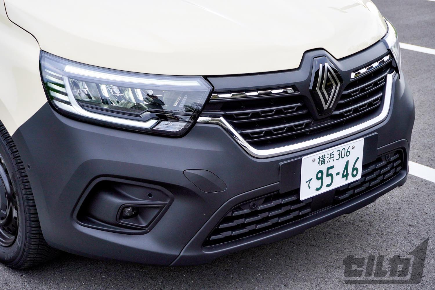 【人気すぎて第3弾の導入も決定!】ルノーの3列MPV「グランカングー」は便利さと好燃費さが両立した、超優等生だった!!