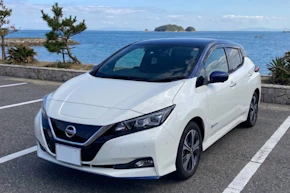 日産リーフの維持費は年間いくら?電気代や車検費用、ガソリン車との比較まで徹底解説
