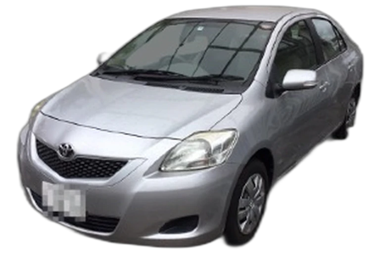 トヨタ　ベルタの車種サムネイル画像