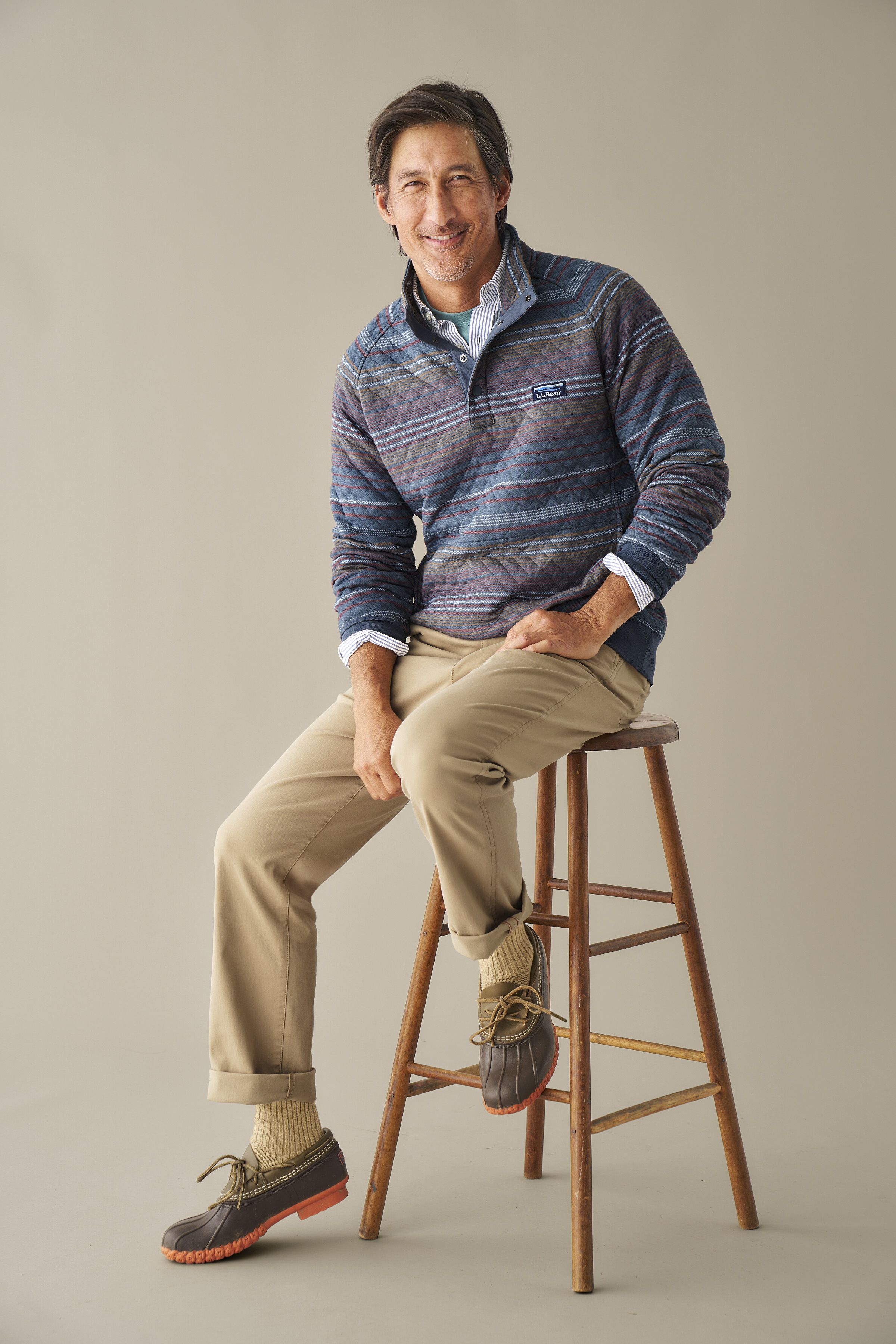 メンズ コンフォート・ストレッチ・チノ・パンツ、スタンダード