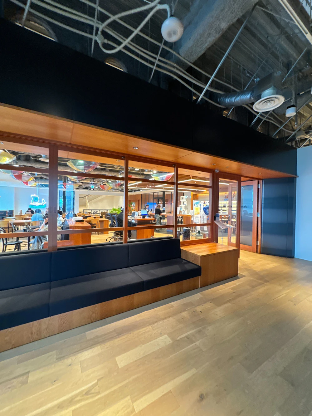 WeWorkのフロアに到着