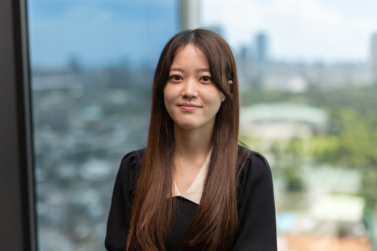 村松 彩