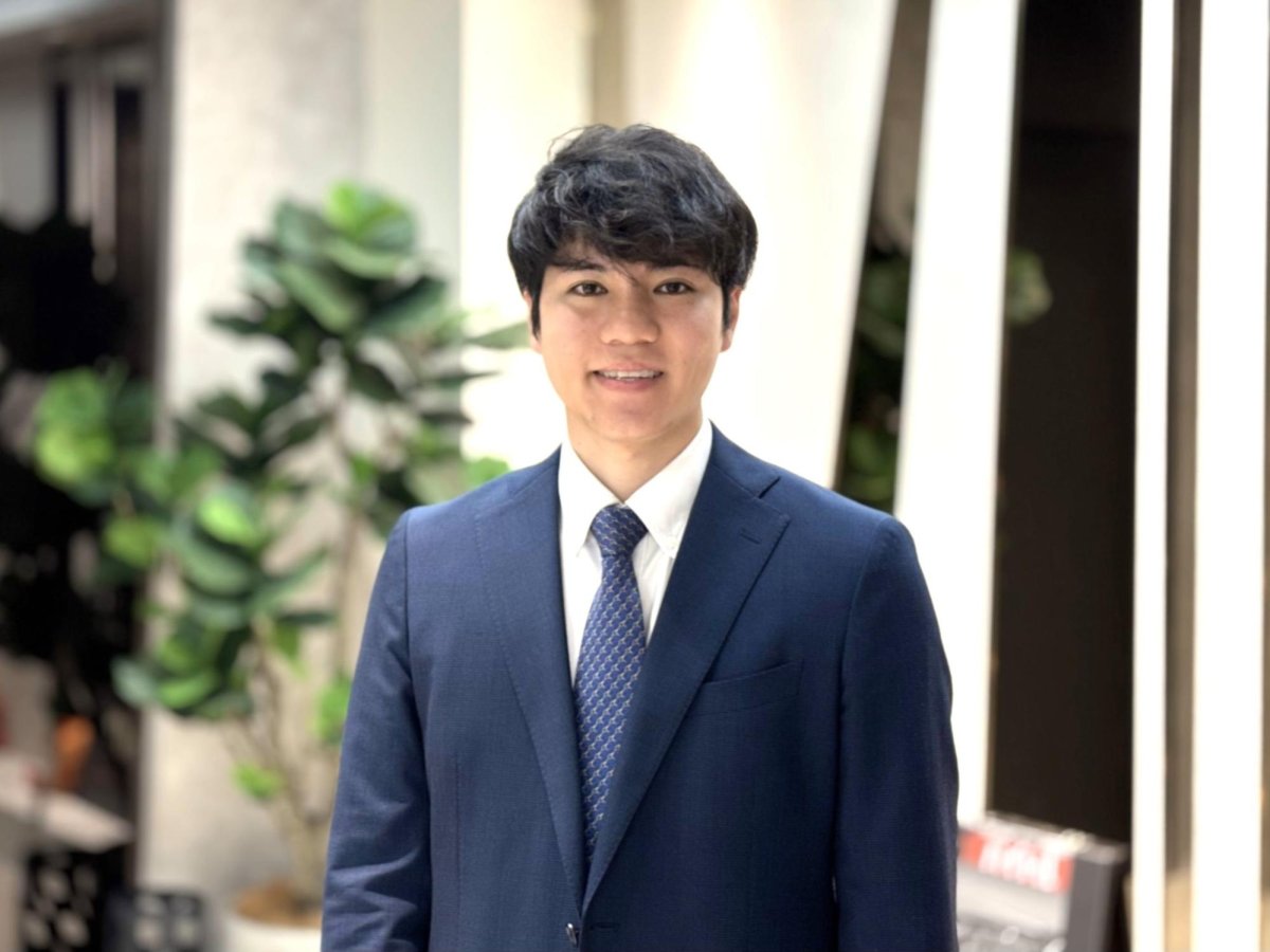 小波津 信介