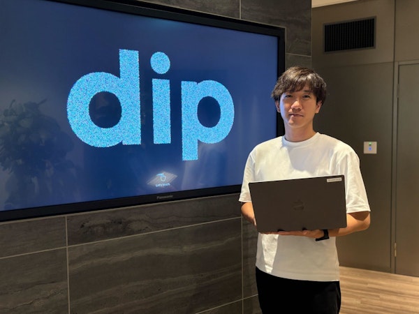 「本当に届けるべき価値は何か」を問い続け、AIには生み出せない本質的な課題解決を追求する。変化を楽しむエンジニアの挑戦。