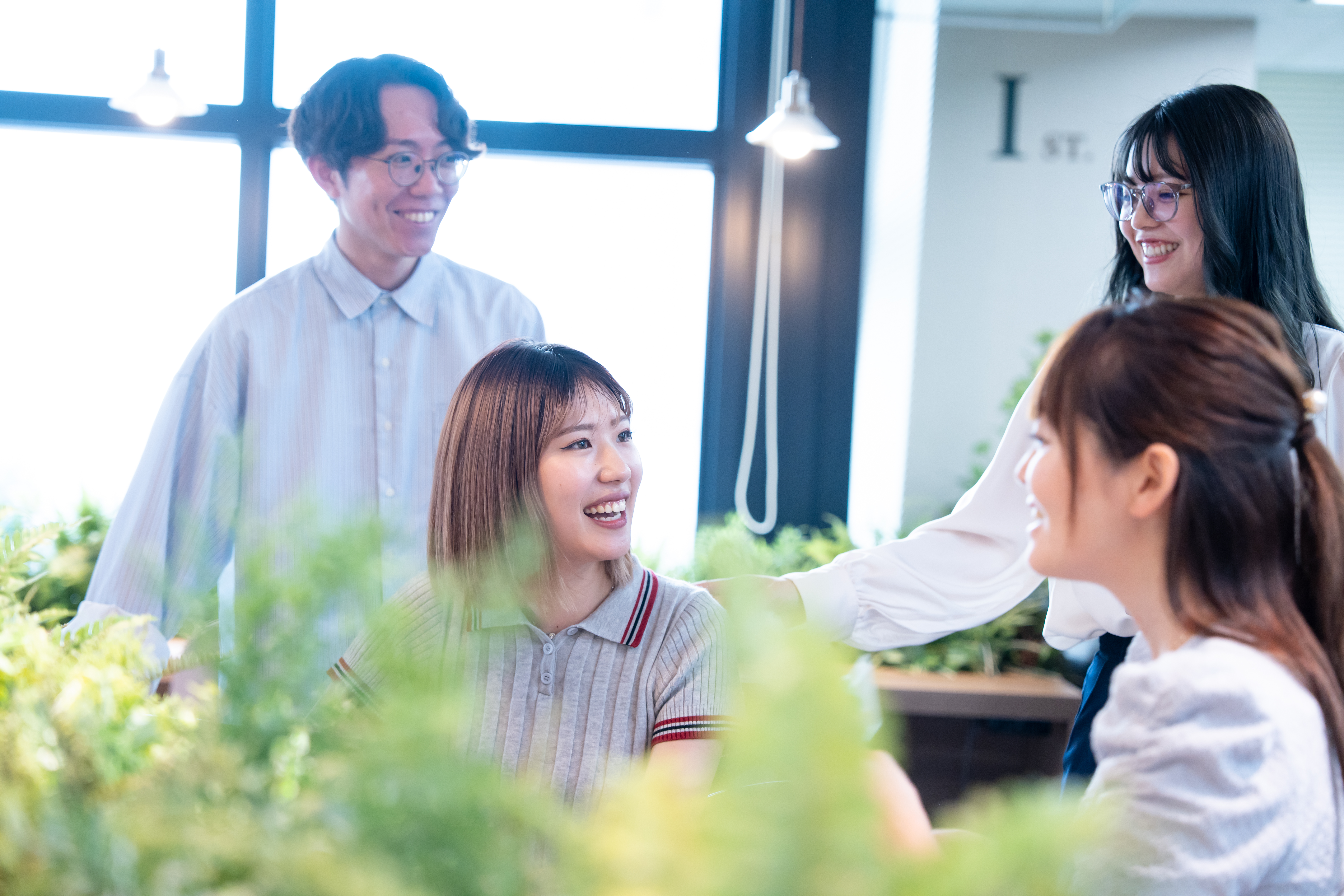 【アクワイアリング業務運用・企画】未経験歓迎｜社内唯一の決済事業
オペレーション対応から新規決済サービス企画まで幅広く担当致します！