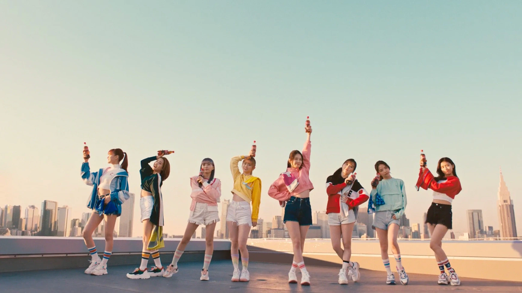 コカ・コーラ『Coca-Cola×NiziU』TVCM