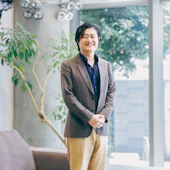 執行役員 マーケティング 兼 FLEXY担当 赤羽 宏之