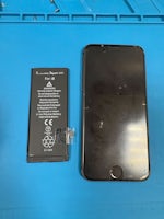 【即日60分で修理！】豊川市でiPhone8のバッテリー交換🌟【電池の減りが早い】