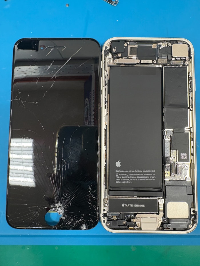 iPhone修理　SE3　画面割れ