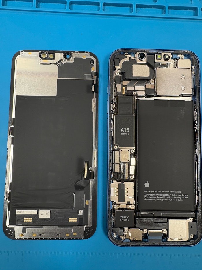 豊橋　バッテリー交換　iPhone13