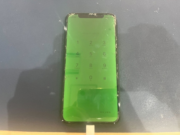 iPhone アイフォン アイフォーン 画面割れ 画面故障 ガラス割れ ガラス故障 壊した 壊れた 破損 故障 修理 直す 治す 交換 メーカー修理 Apple Care  保証 保険 純正 社外 