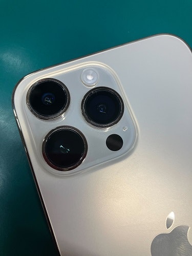 iPhone14proMax　カメラレンズ割れ　カメラレンズ交換　豊川　豊橋　新城　蒲郡　湖西　浜松