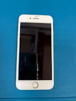 【豊川市】iPhone6Sの画面修理・交換🌟【画面割れ・液晶漏れ・液晶不良・タッチ効かない・画面真っ暗】