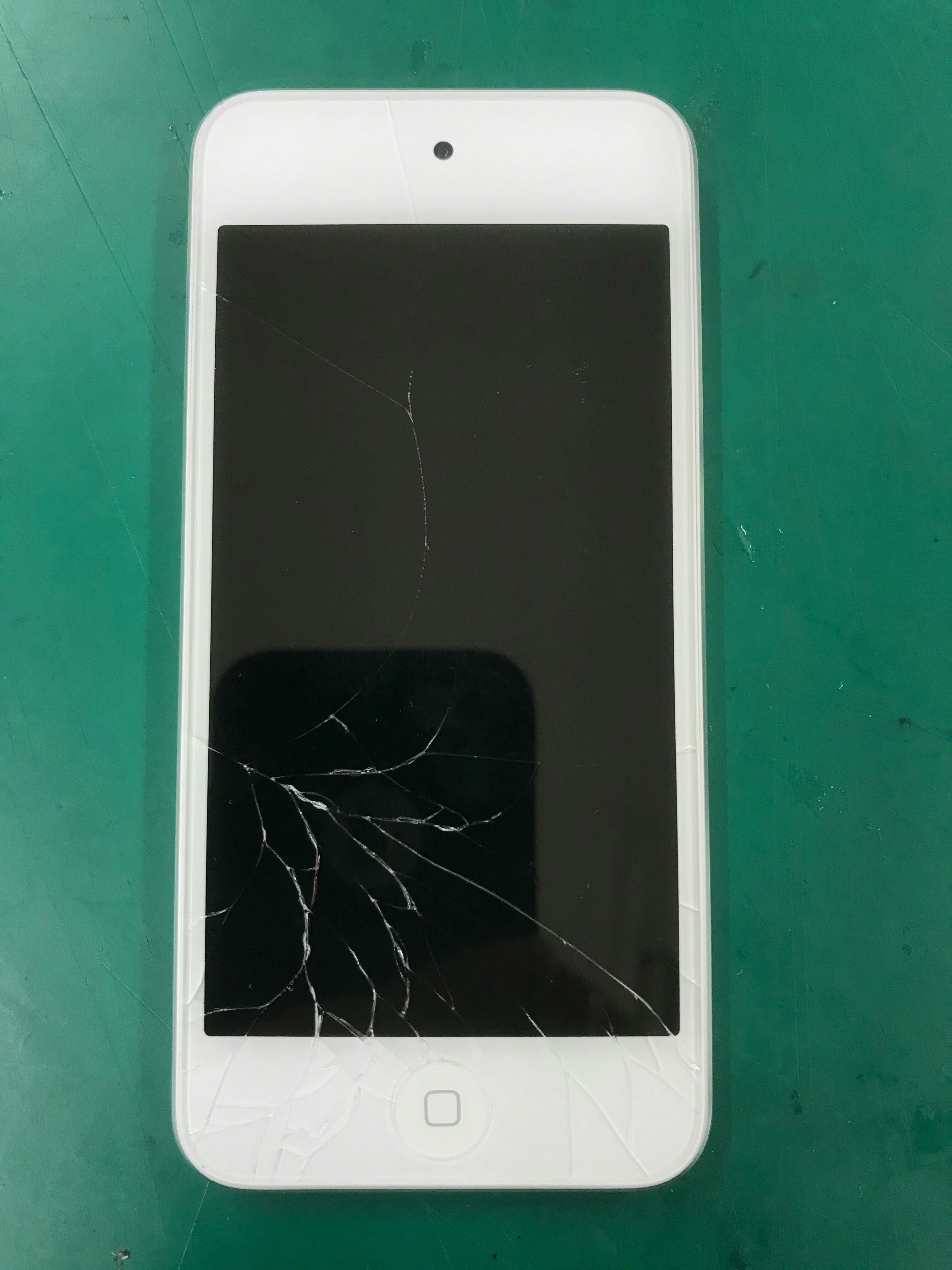 iPod touch 7 画面割れ　画面交換　前