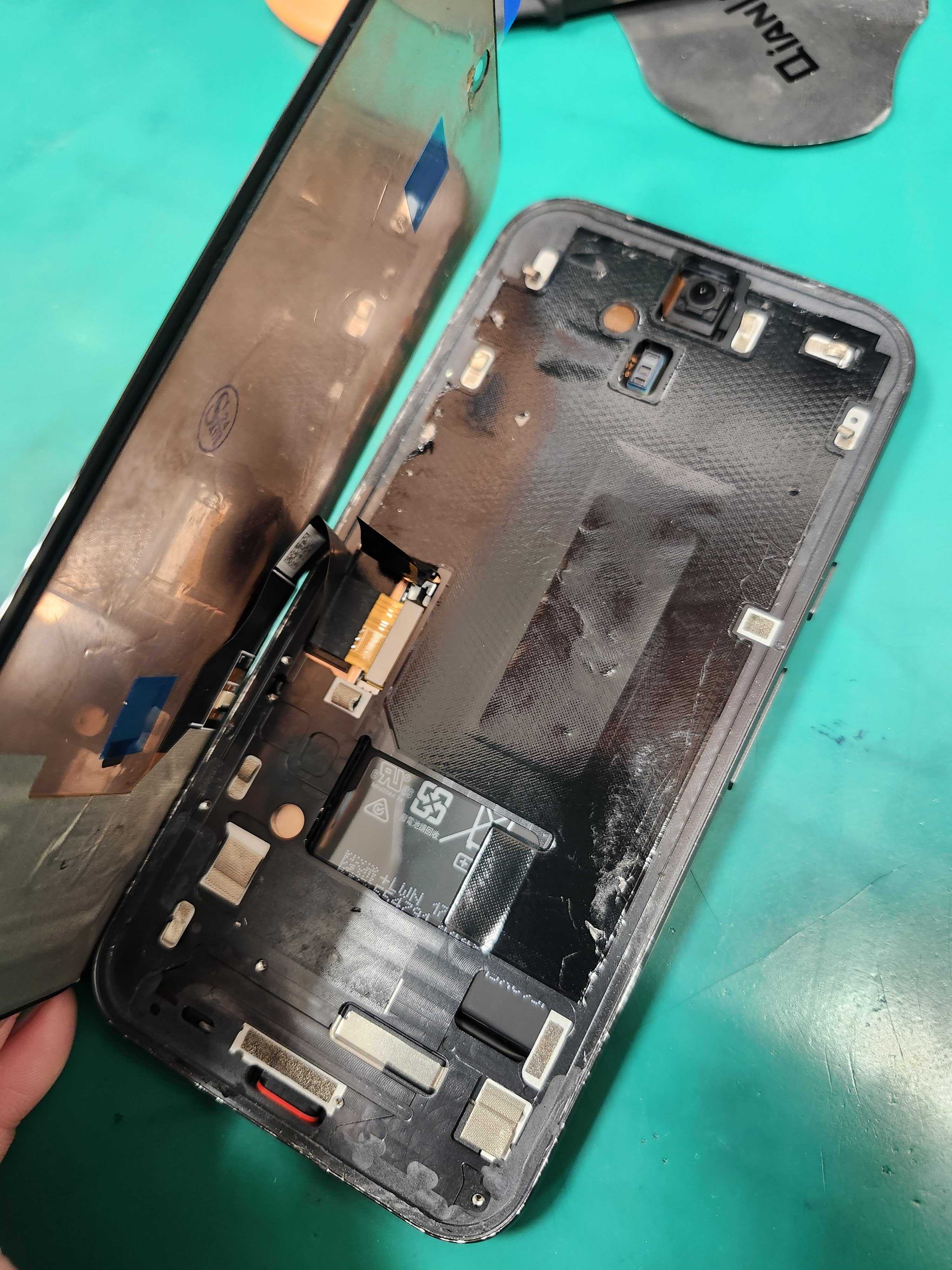 GooglePixel8a 画面が割れてしまった！😖💦画面交換！イオン豊橋南