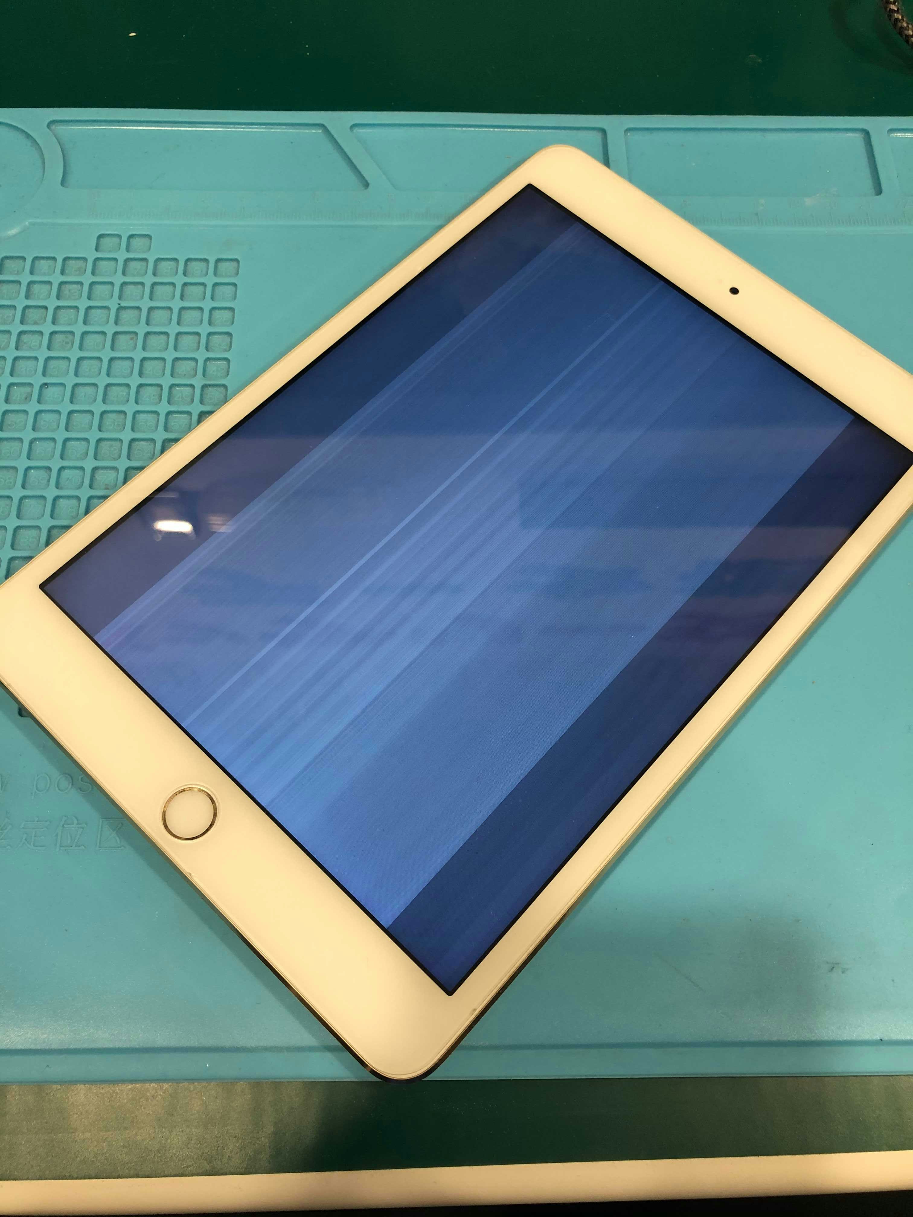 iPad mini 3 液晶交換前　画面交換前