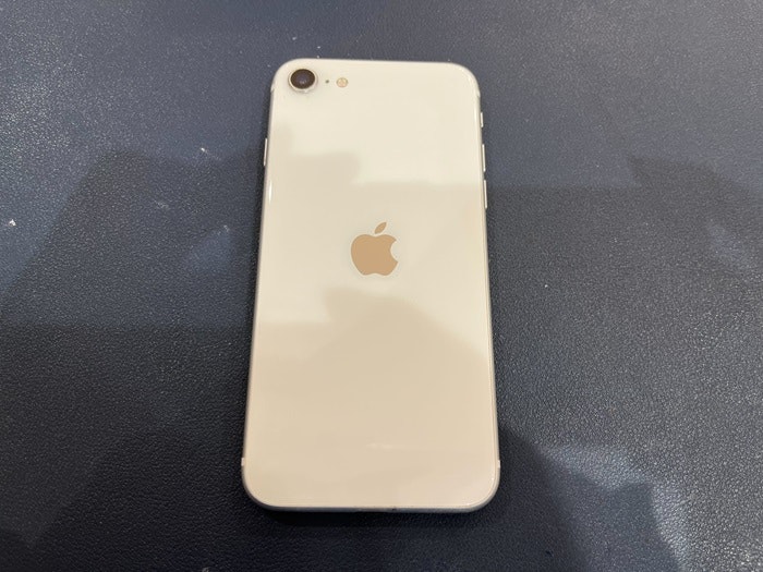 iPhone SE2 充電持ち悪い バッテリー持ち悪い 充電持ち良くする バッテリー持ち良くする バッテリー交換 故障 修理