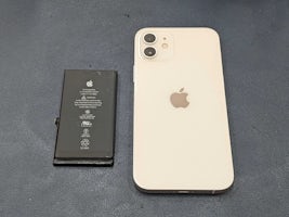 【即日90分で修理！】豊川市でiPhone12のバッテリー交換🌟【電池の減りが早い】