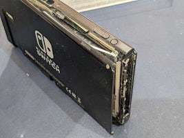 【即日60分で修理！】豊川市でSwitchのバッテリー交換🌟【バッテリー膨張】