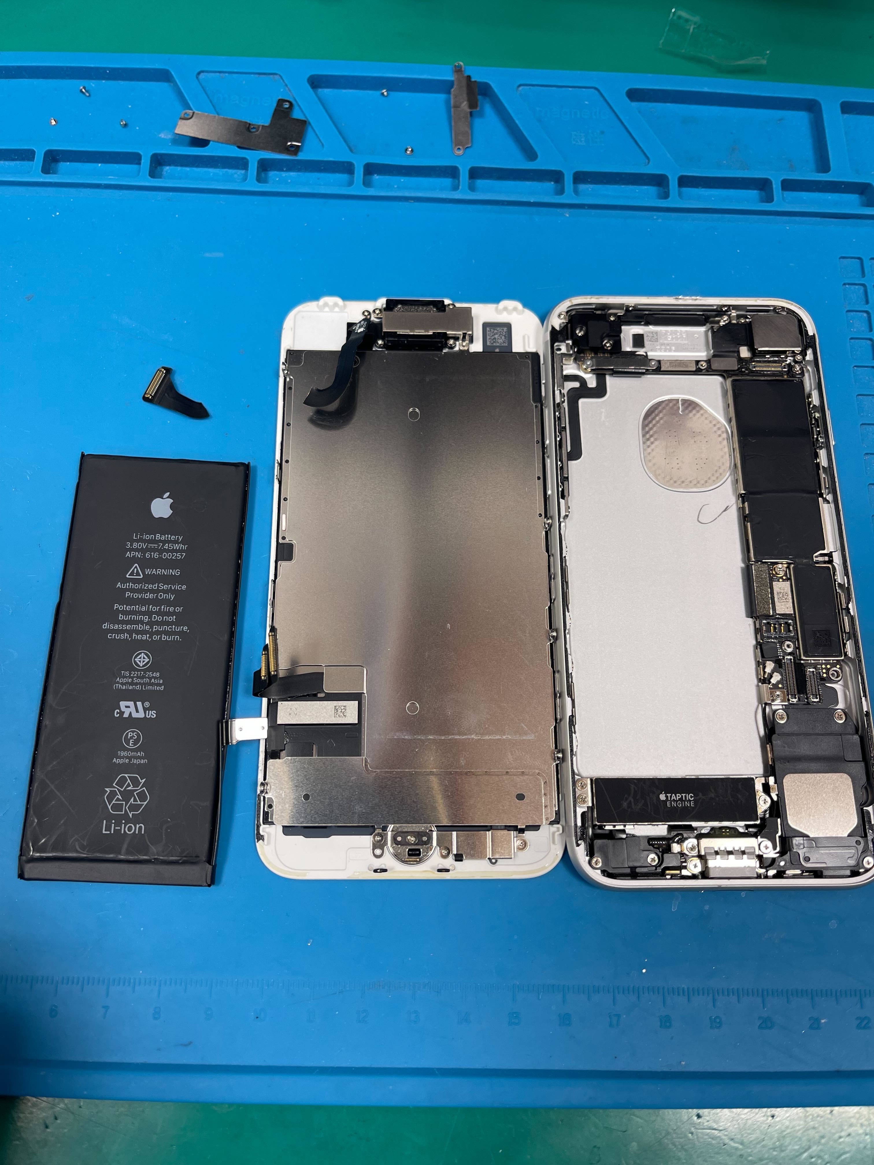 iPhone　修理　豊橋