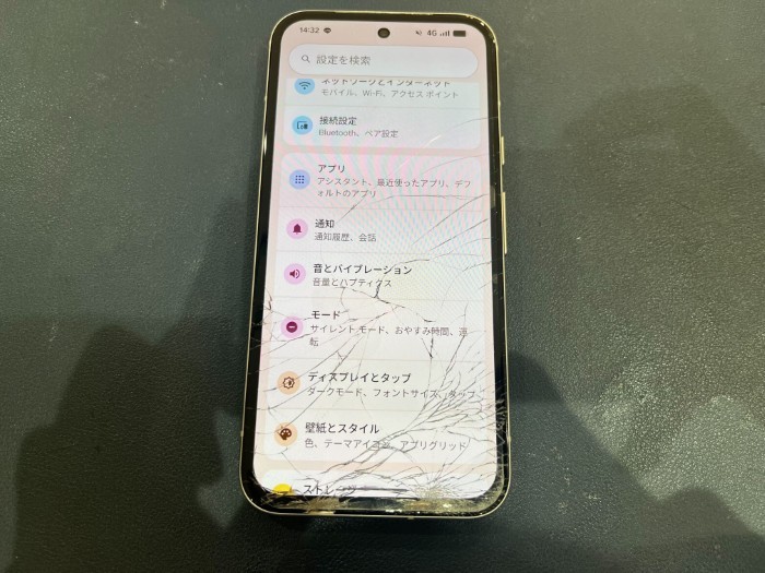 Pixel 8a 画面割れ修理【豊田】