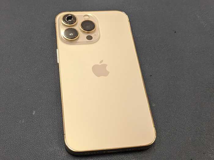 豊田市】iPhone13Pro カメラガラス割れ まちスマGAZA豊田店