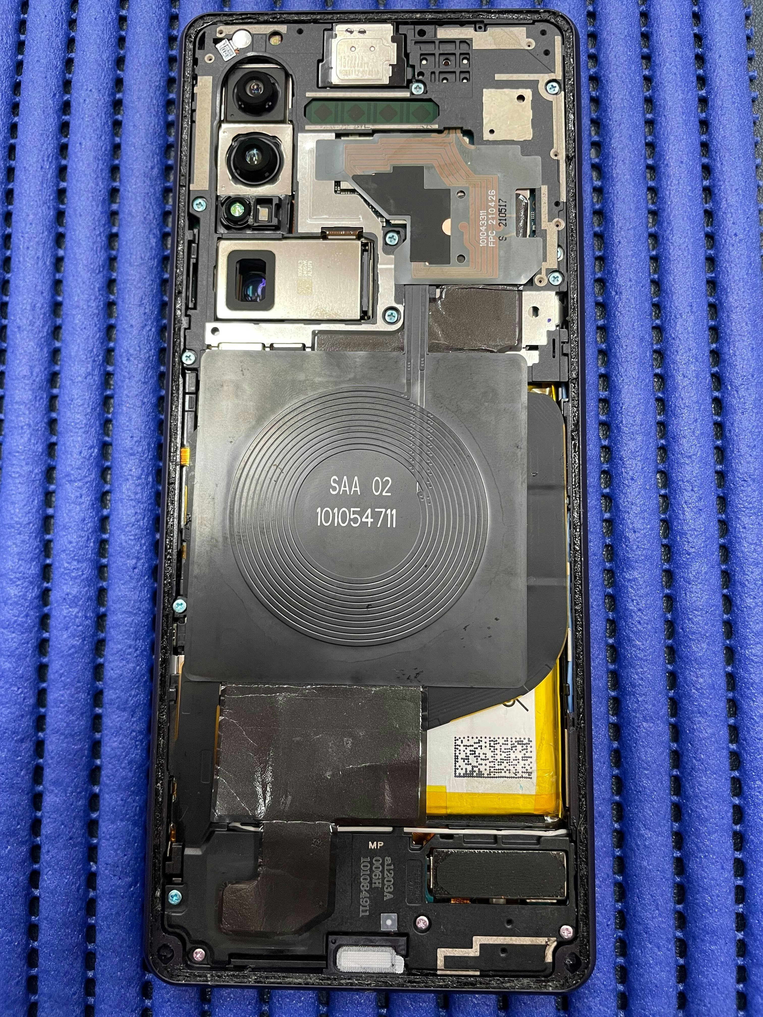 Xperia 1 Ⅲ バッテリー交換　一宮市
