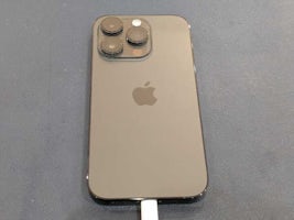 【豊田市】iPhone 14 Proのバッテリー交換！充電の減りが早い症状を即日改善しました