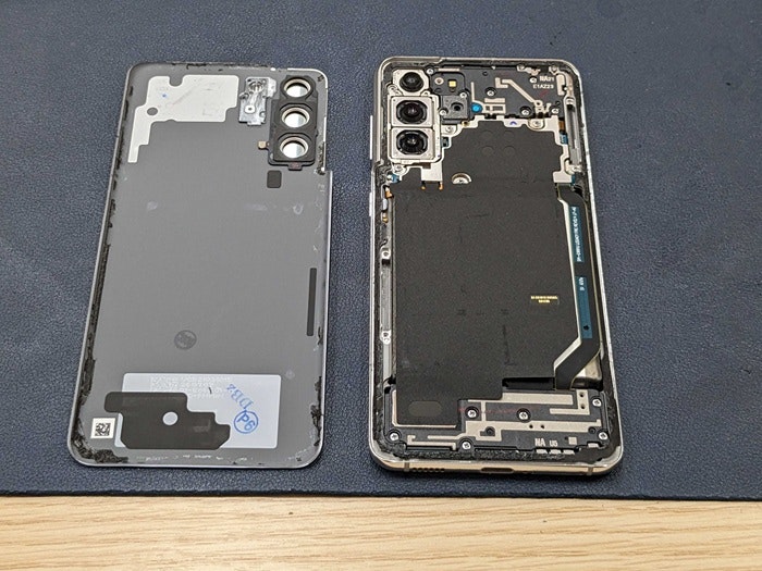 Galaxy s21 バッテリー交換 バッテリー膨張 バッテリー修理 背面浮き