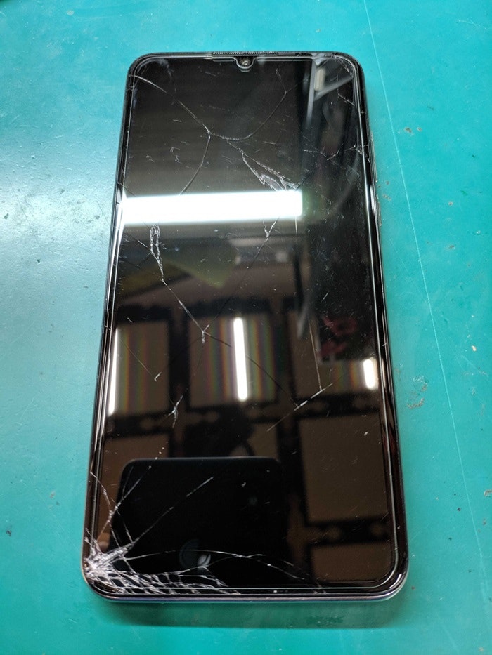 Huawei P30 Lite　Android　修理　画面割れ　画面交換　画面修理　豊川　豊橋　新城　蒲郡　岡崎　湖西　浜松