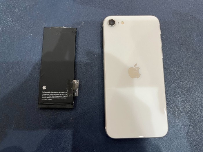 あいふぉん　アイフォン　iPhone SE2　バッテリー バッテリー交換