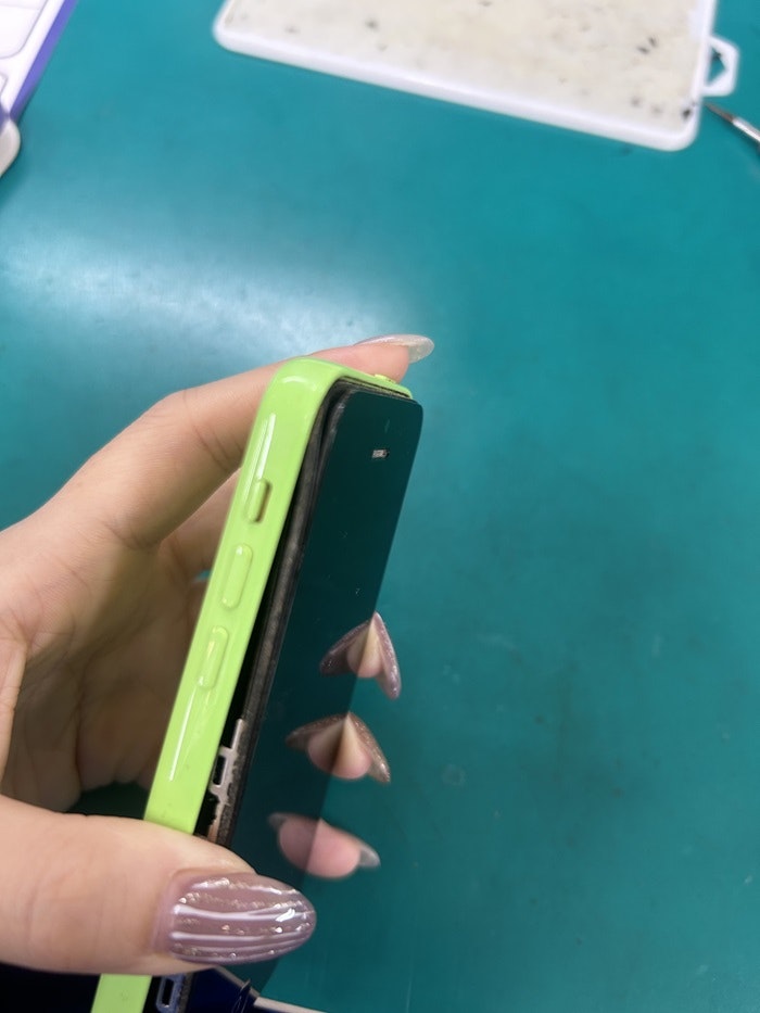 iPhone　スマホ　修理　iPhone5ⅽ　電源つかない　春日井市・高蔵寺・瀬戸市・尾張旭市・多治見市・長久手市・守山区その他名古屋