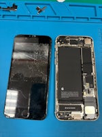iPhoneSE3 画面割れ📱 画面交換【イオン豊橋南】