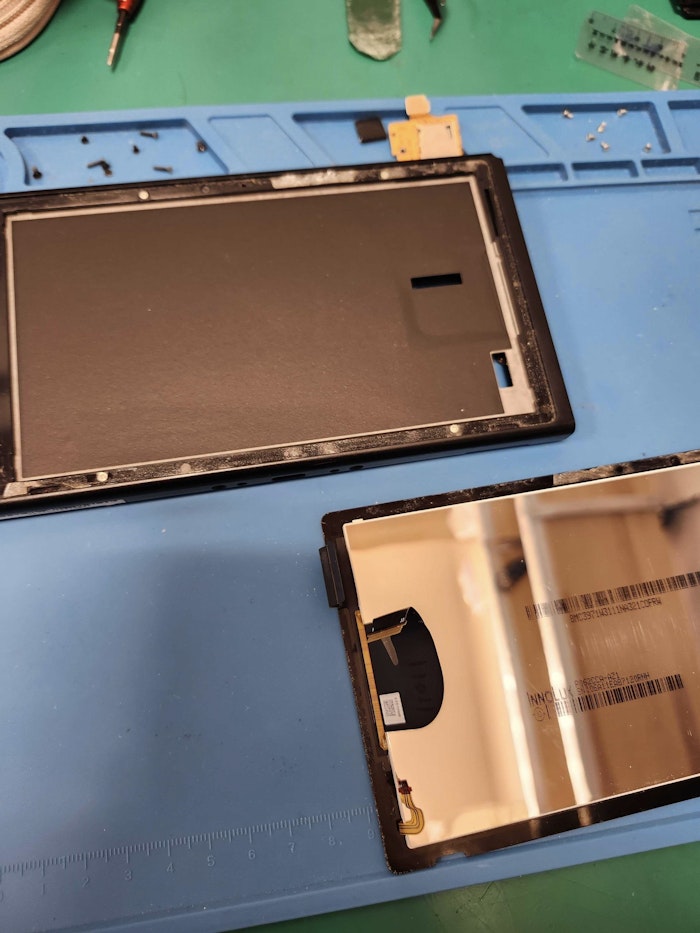 Switch　画面真っ暗　液晶交換