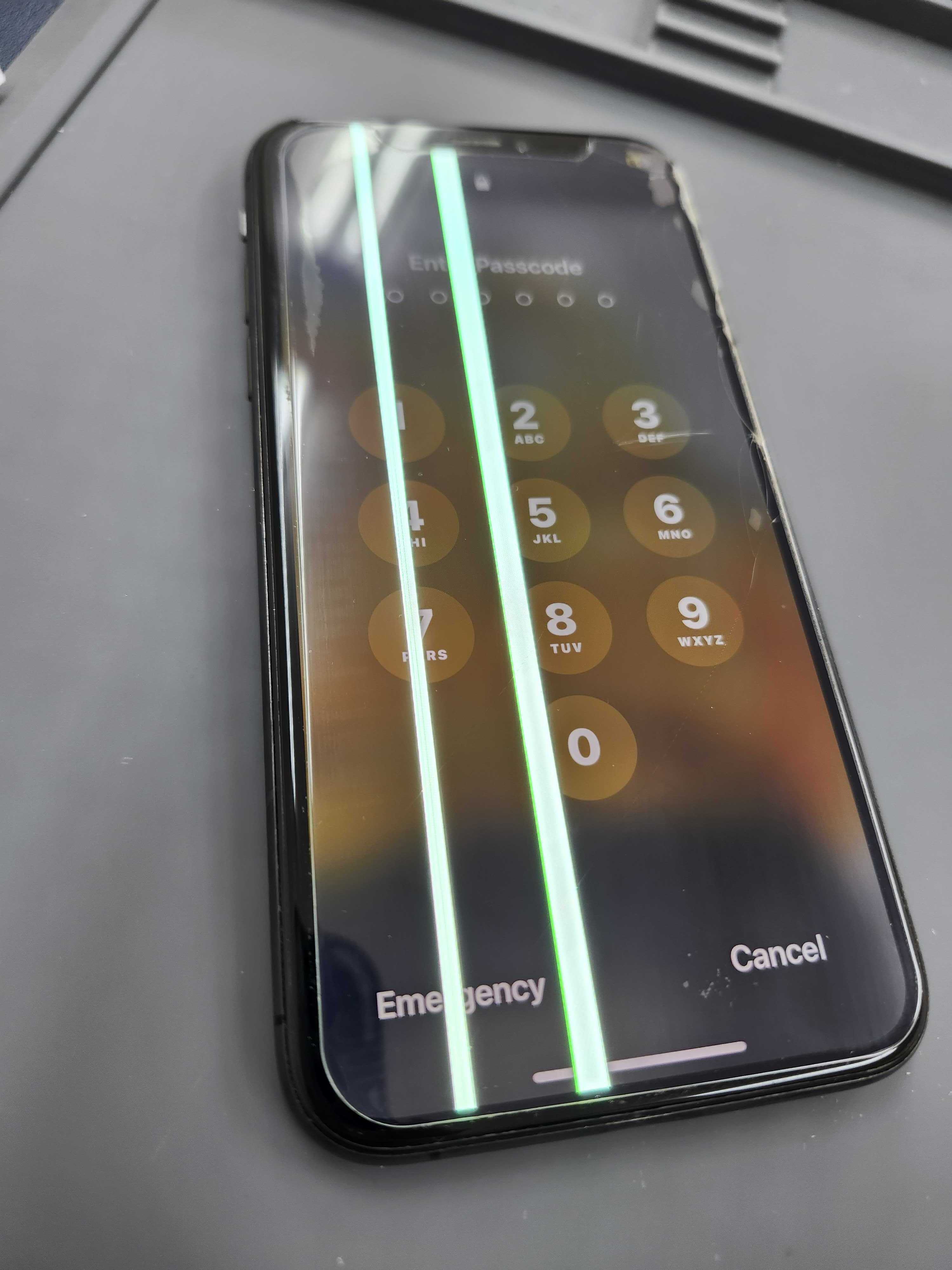 iPhone Xsmax 64g SIMフリー　画面縦線有り iPhone Xsmax 64g SIMフリー 画面縦線有り iPhone Xsmax 64g SIMフリー
