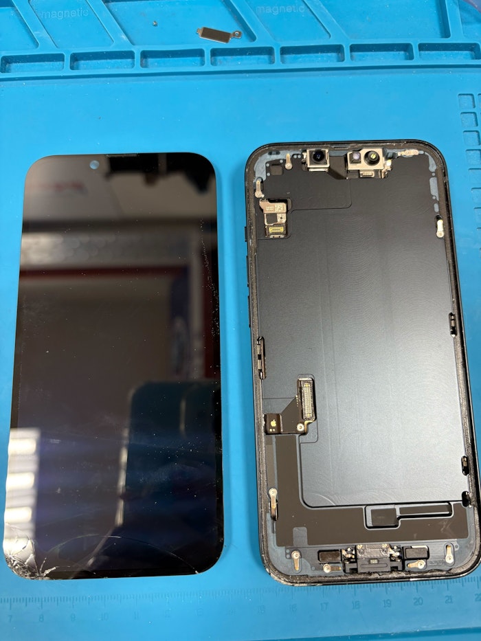 スマホ修理　即日　iPhone14