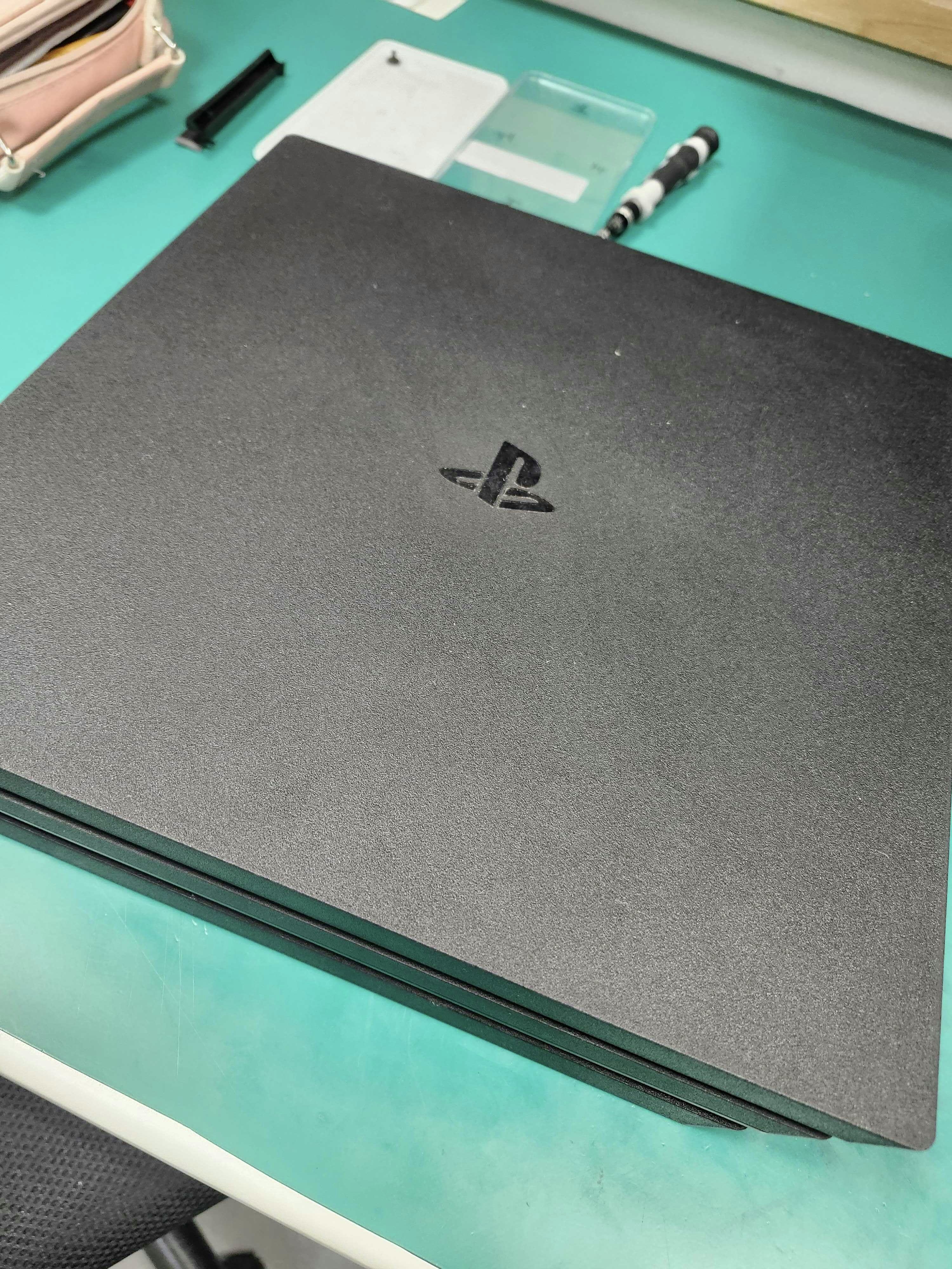 PS4　PlayStation4　PS4Pro　グリス　異音　本体発熱　豊川　豊橋　新城　蒲郡　岡崎　湖西　浜松
