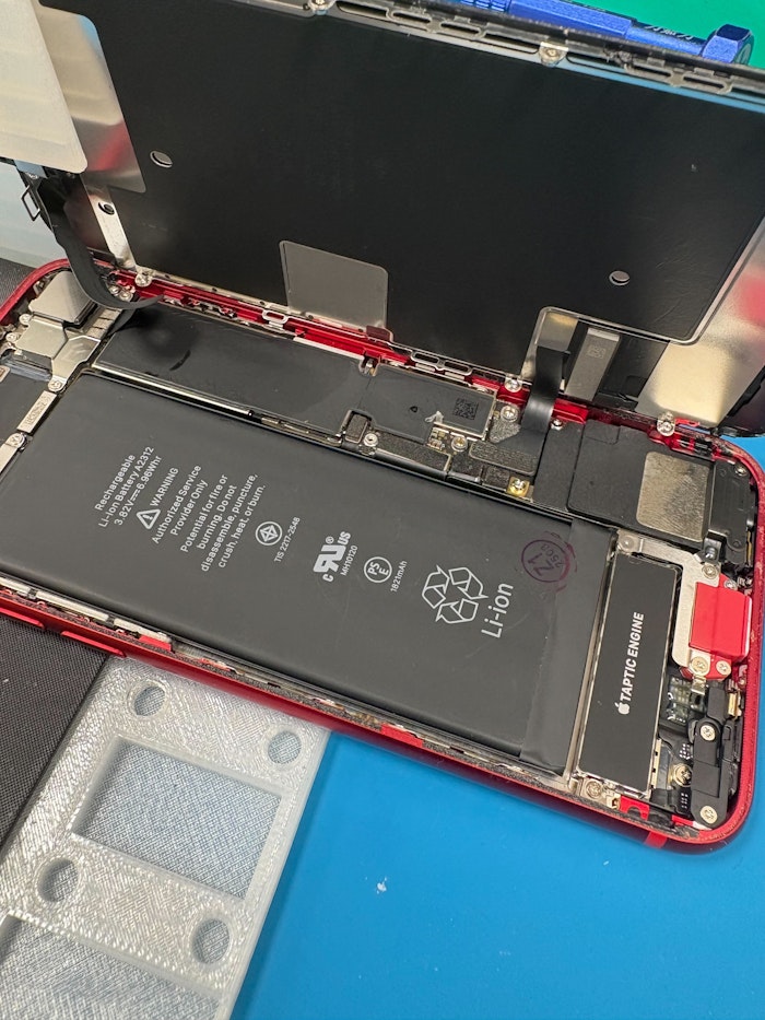 iPhoneSE2　即日修理　バッテリー交換