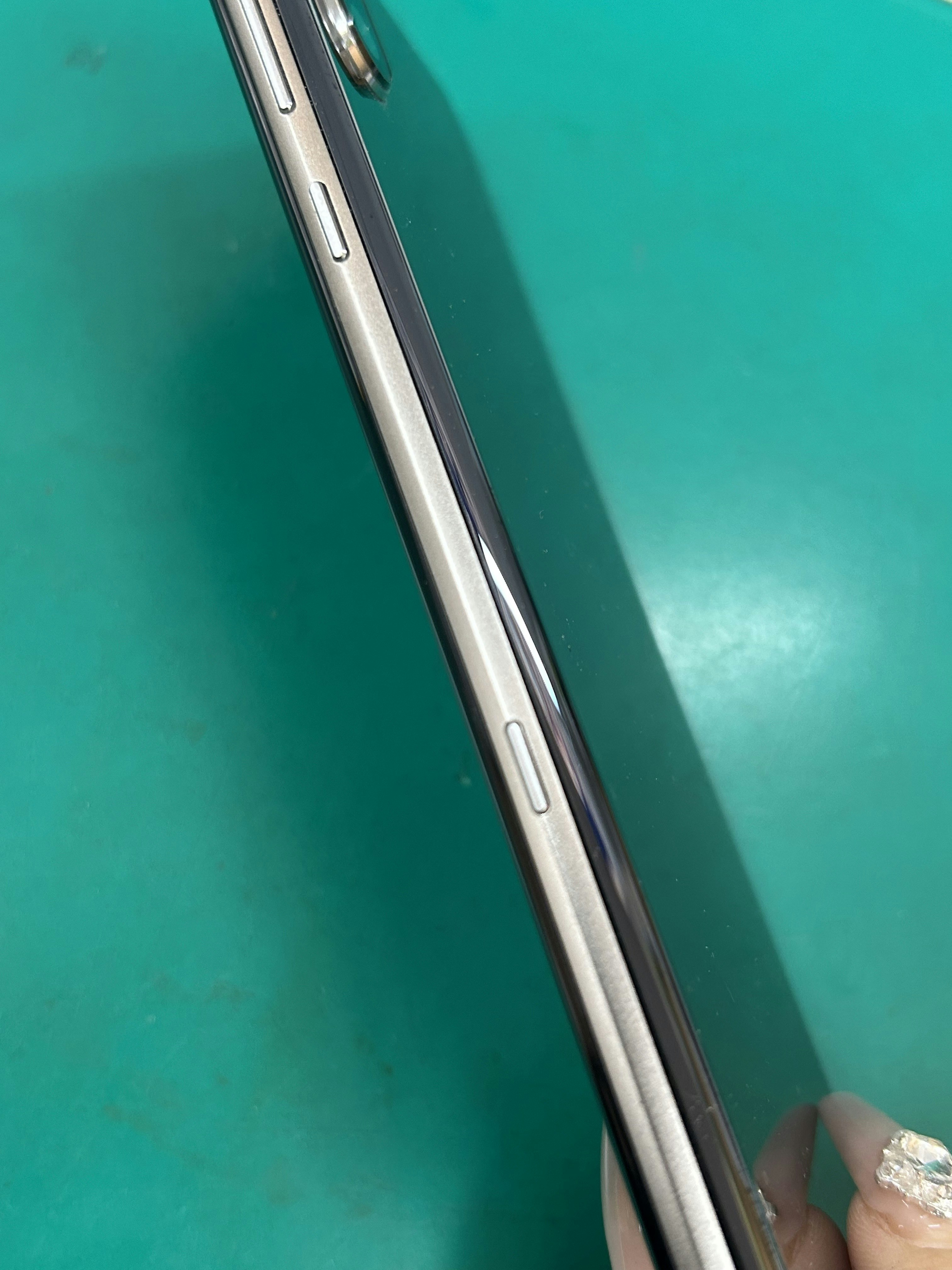 Android アンドロイド AQUOS R3 バッテリー交換