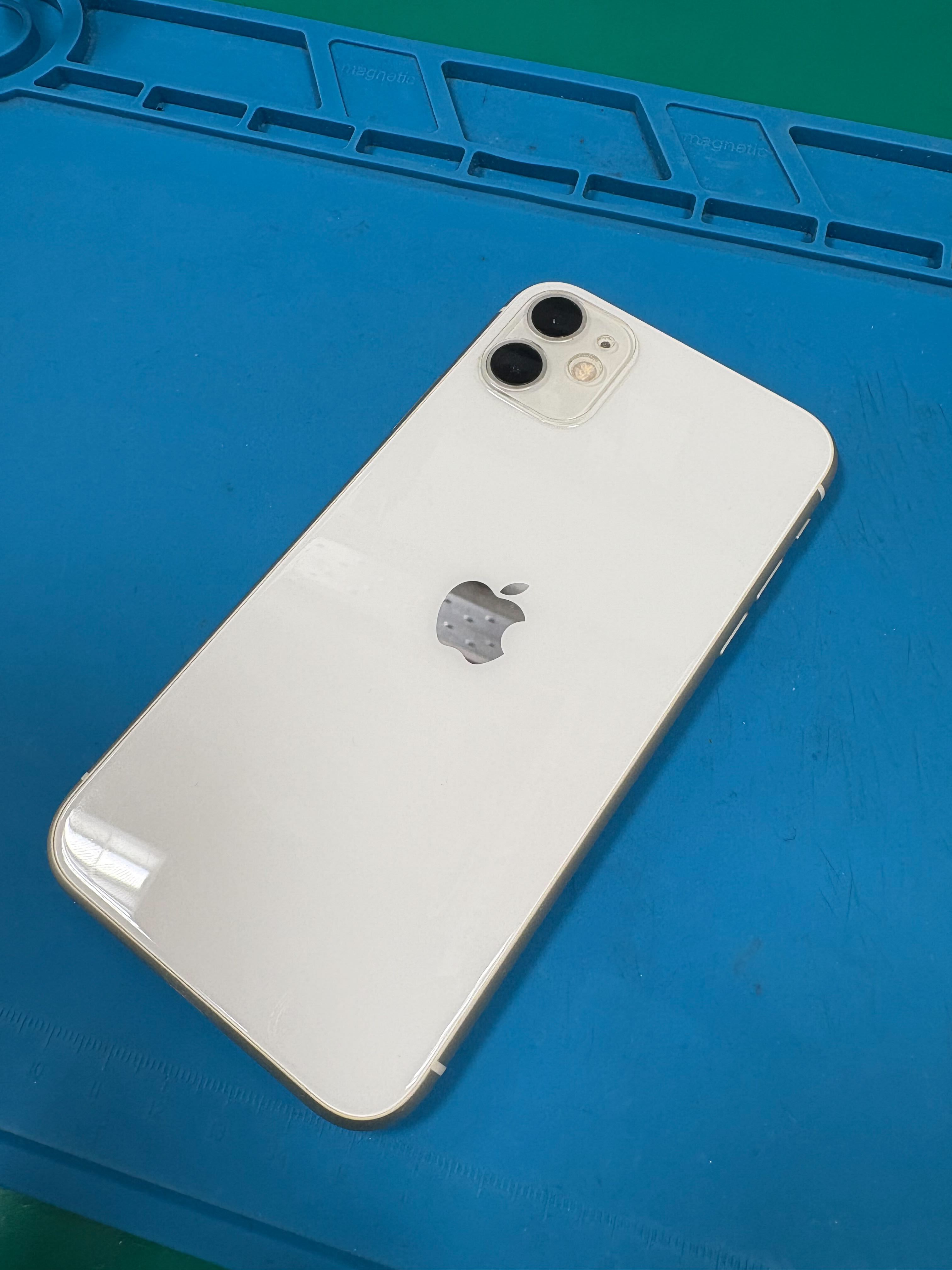 豊橋市】iPhone11のバッテリー劣化を即日交換｜最大容量低下による電池