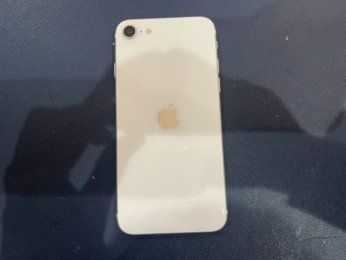 あいふぉん　アイフォン　iPhone SE3　バッテリー バッテリー交換