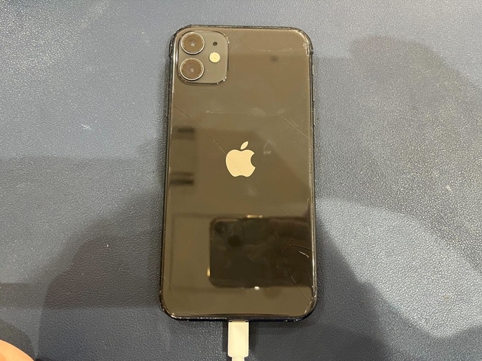 iPhone 11 バッテリー交換